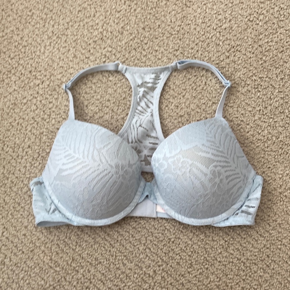 NEW Victoria’s Secret PINK Embellished Lacy Blue Push-Up Bra Size 32C NWOT